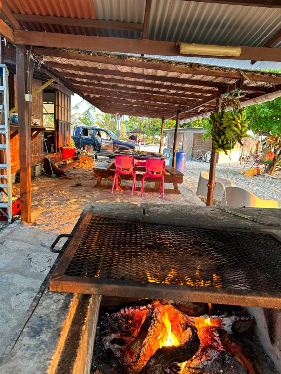 Equipo para parrilladas disponible en la casa de huéspedes