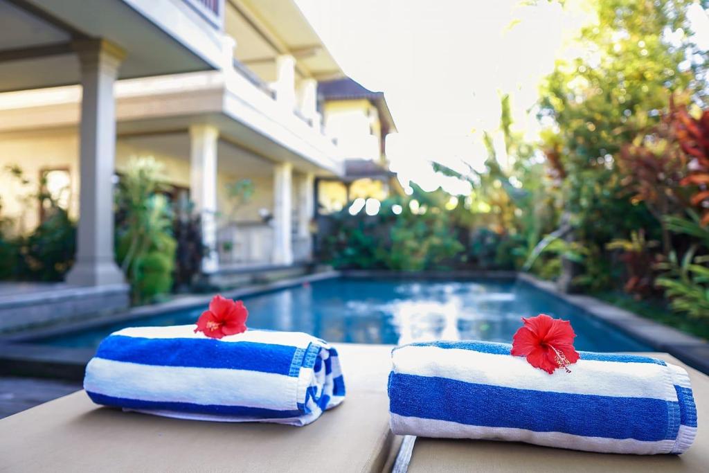 Bazén v ubytování Wardana Ubud Villa nebo v jeho okolí
