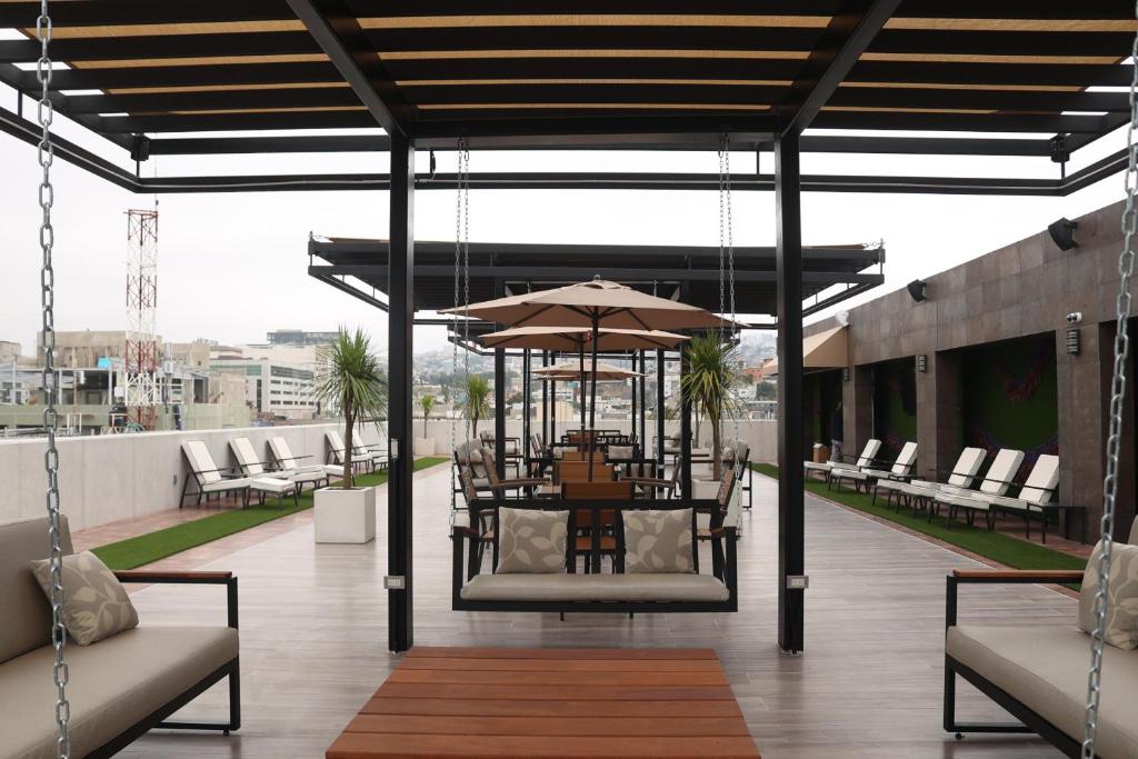 Posezení v ubytování Hotel West Plaza