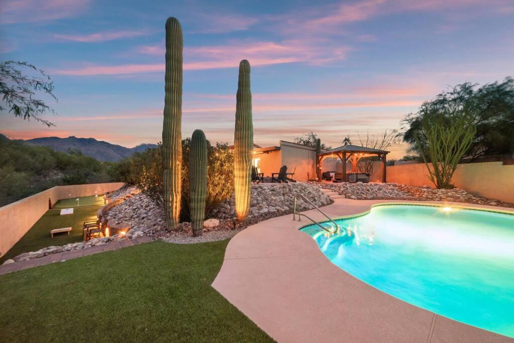 Tucasa - Private Backyard Resort - Theater, Tucson (updated prices 2025)