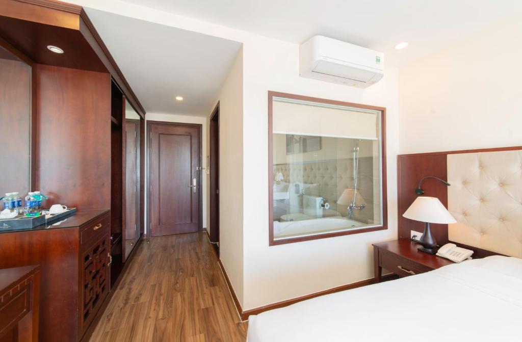 Phòng Deluxe Giường Đôi/2 Giường Đơn Nhìn Ra Thành Phố