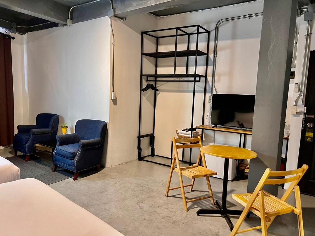 Jai Loy Cafe & Rooftop - Resim 4