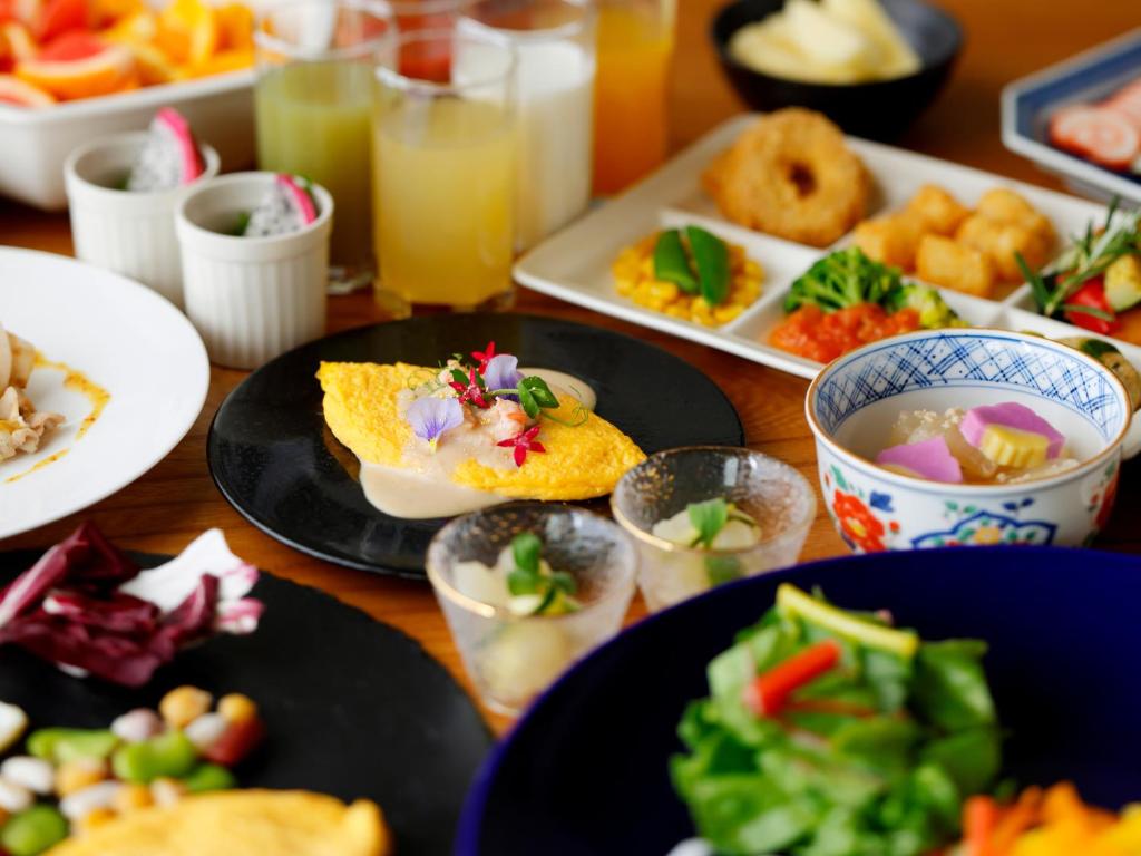 Comida no hotel ou em algum lugar perto