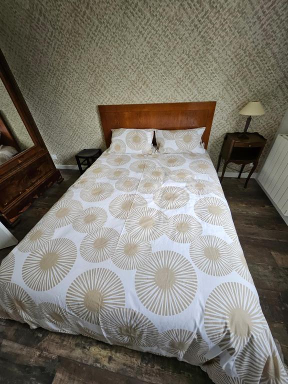 Postel nebo postele na pokoji v ubytování Bord de Loire