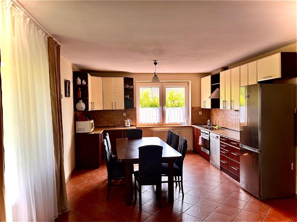 Fotografia z galérie ubytovania Holiday Home na Mazurach nad Jeziorem v destinácii Regiel