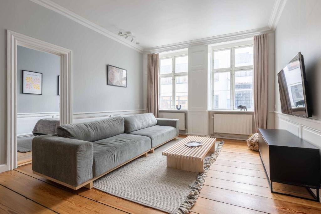 Image showcasing Charming apartment in latin quarter of Copenhagen, København (prisene ...