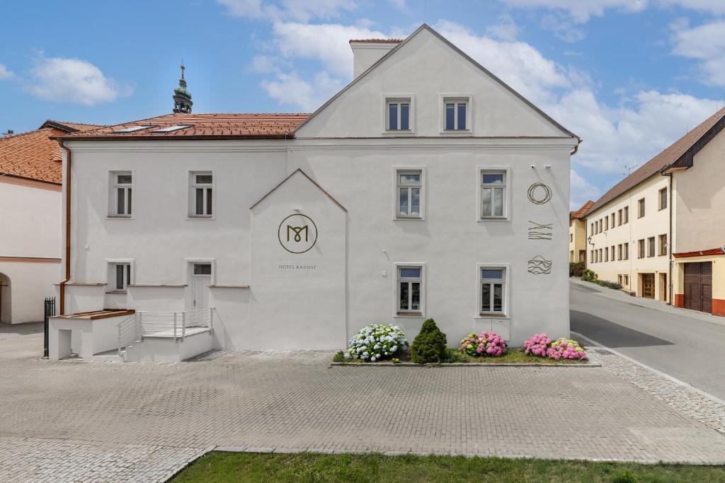 Budova, kde se hotel nachází