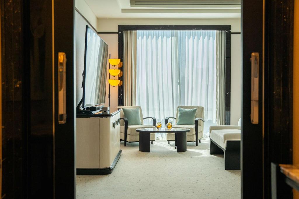 Posezení v ubytování Waldorf Astoria Doha West Bay