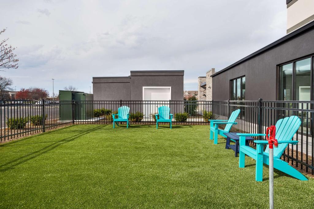 Home2 Suites By Hilton Indianapolis North At Intech Park photo