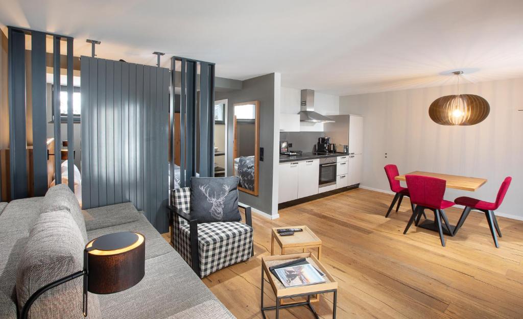 Black Forest Lodge - 11