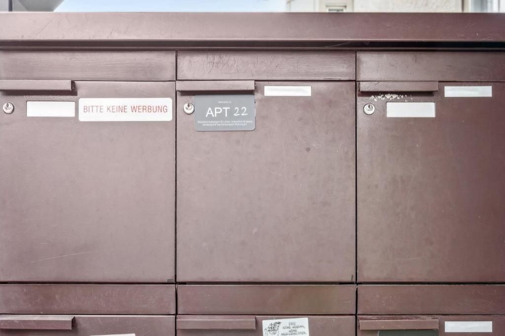 Chic 3-Bedroom Apartment Near Zurich Center - Resim 20