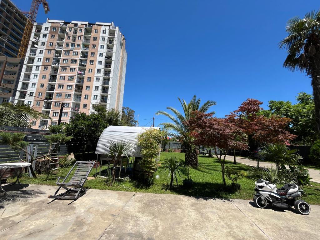 Jardí fora de HOTEL Dadu