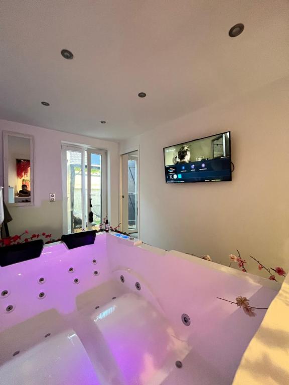 IS ROOM