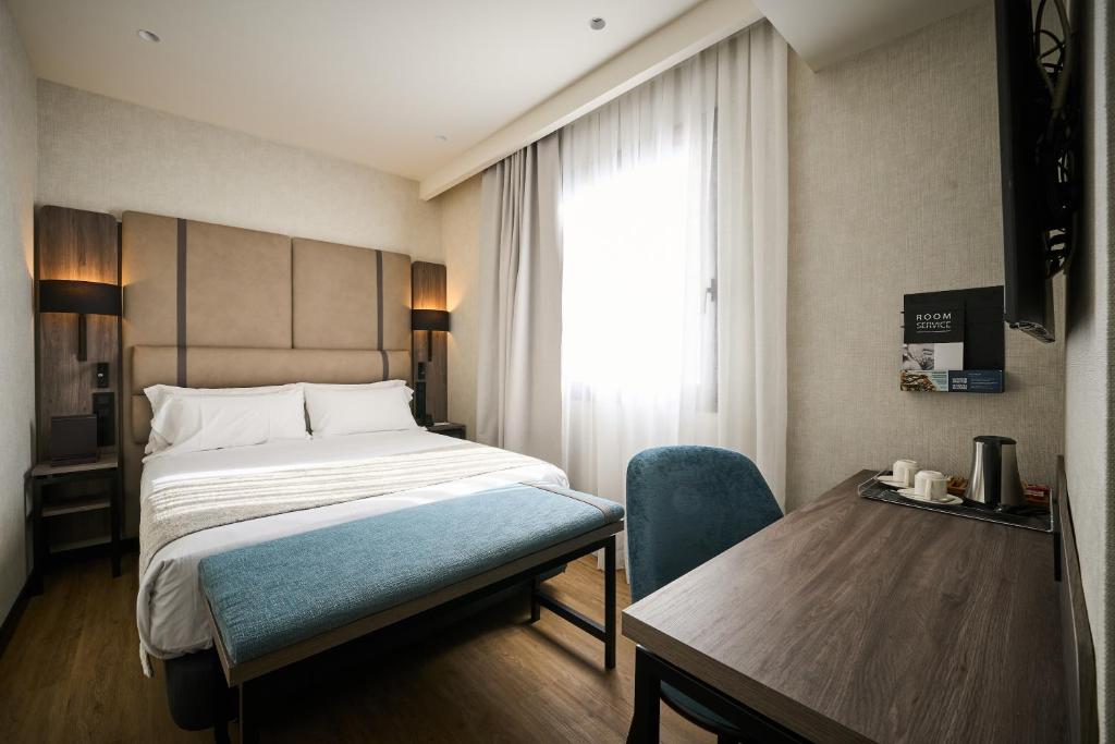 Catalonia Portal de l'Angel - Resim 43