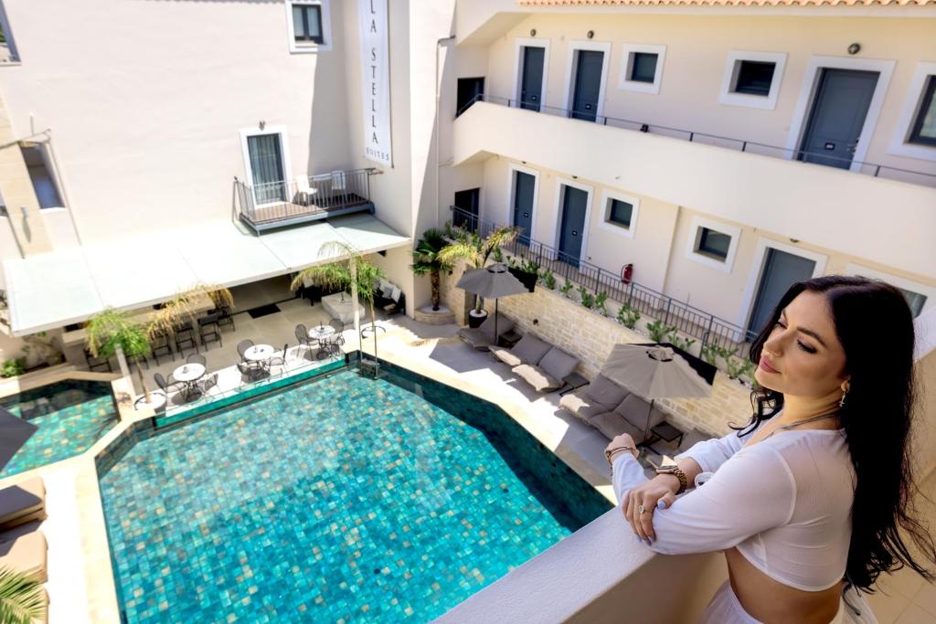 Bazén v ubytování La Stella Suites nebo v jeho okolí