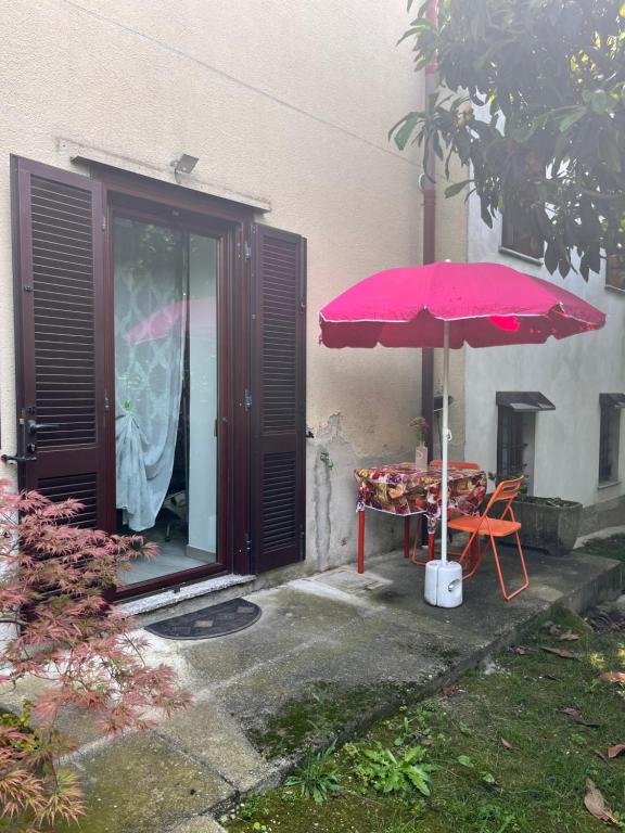 Il Cortile Como Single & Double Room in apartment NO HOTEL photo