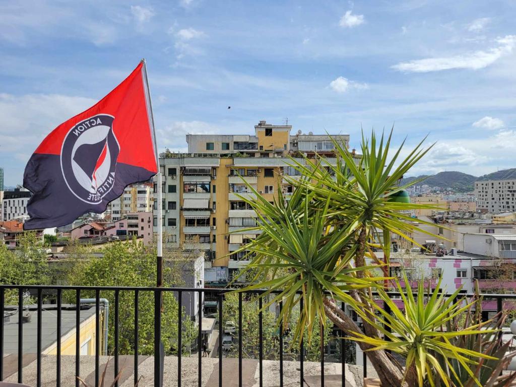 Üldine mäevaade või majutusasutusest Hostel Albania LoFT pildistatud vaade