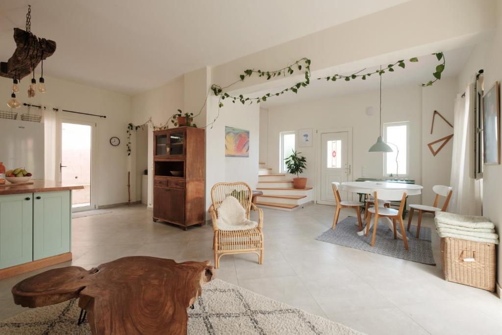 Fotografie z fotogalerie ubytování Zacharenia Cozy House with Sea Views v destinaci Avliótai