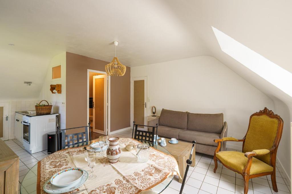 Photo de la galerie de l'établissement Studio Loarwenn - 2p à 5min de la plage la Torche, à Plomeur