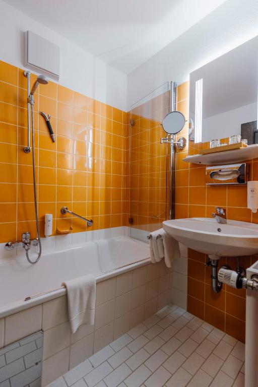 Koupelna v ubytování Naturidyll Hotel Hammerschmiede