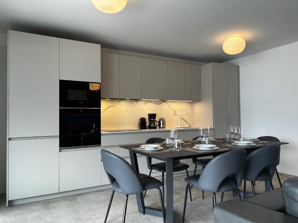 Family apartment, near the beach whit private park - Resim 12