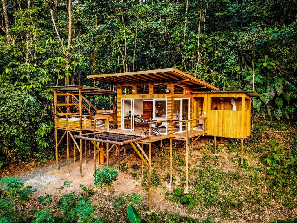 Photo de la galerie de l'établissement La Chagra VIP - Cabaña & Glamping en Villavicencio, à Villavicencio