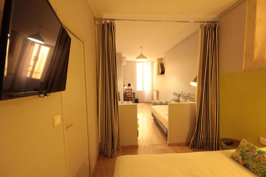 Hôtel Des Arts, Artisanal et Indépendant - Resim 45