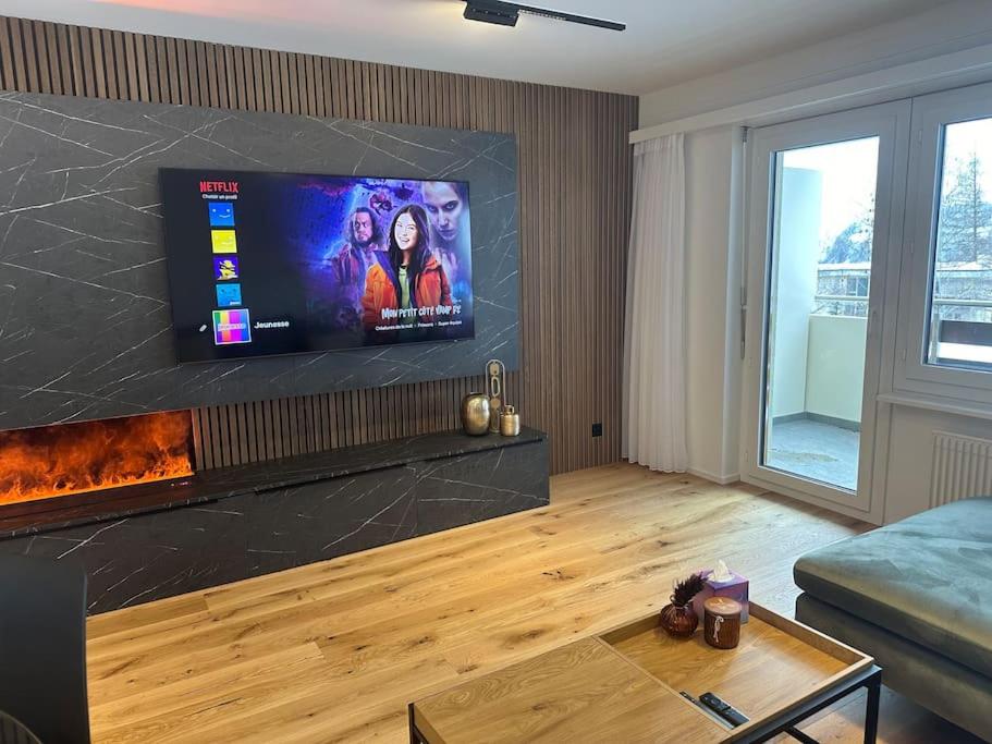 TV a/nebo společenská místnost v ubytování Superbe Apparemment