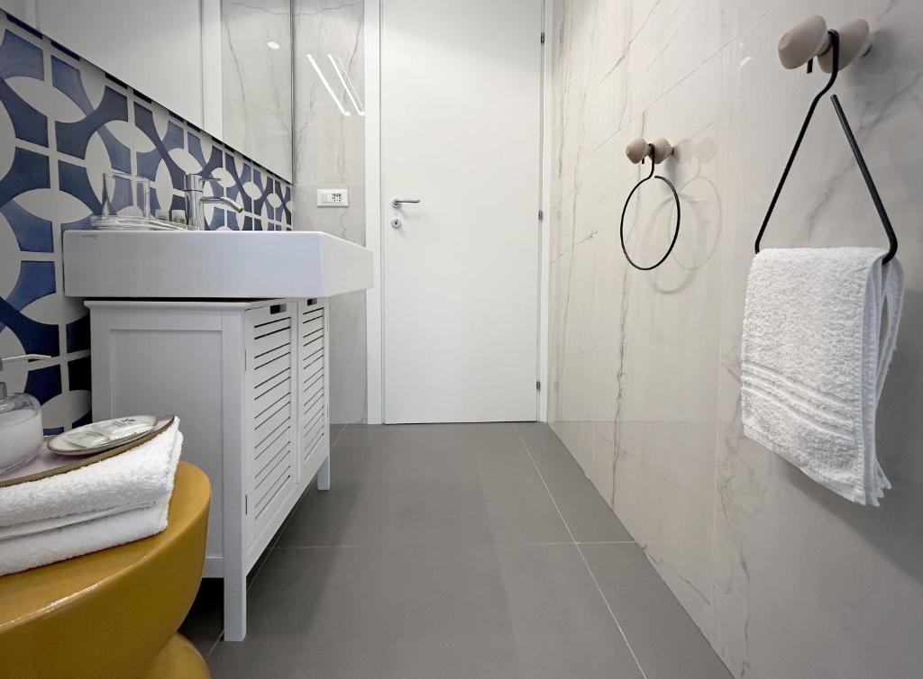 A bathroom at L’isola di Bar
