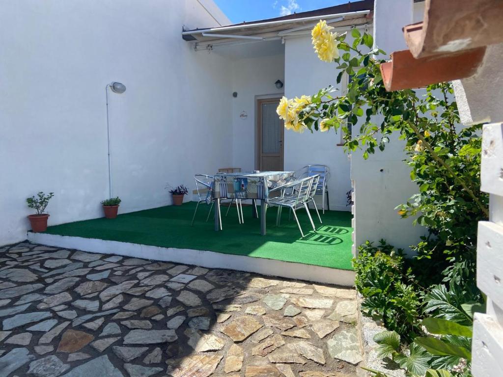 Casa FLORIS a Tertenìa - Rustica Casa con Barbecue