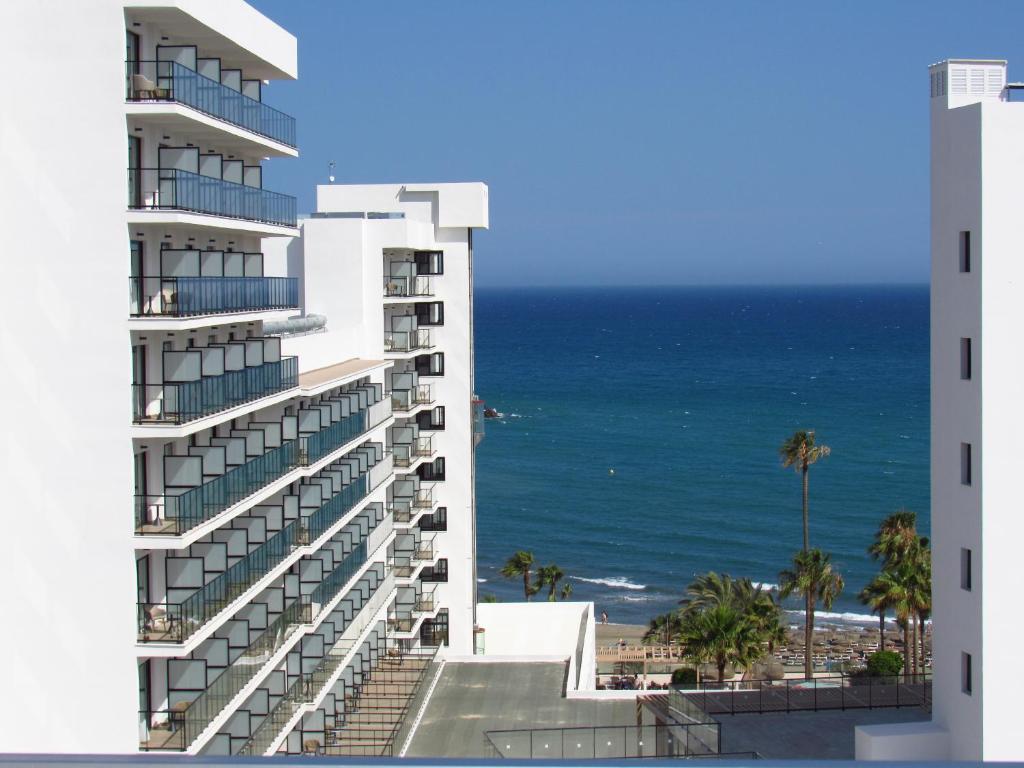 A general sea view or a sea view taken from Az apartmant