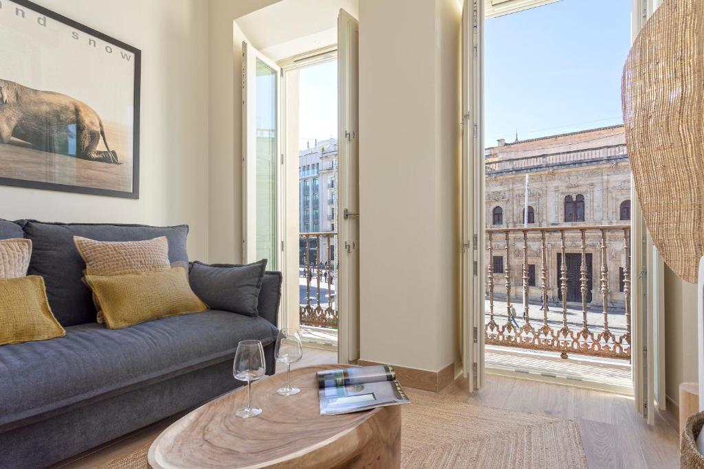 Genteel Home San Francisco Suites - 2