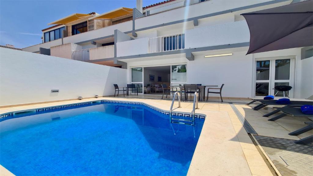 Marina parque CD 68 - Cleverdetails - private pool, few steps to the marina