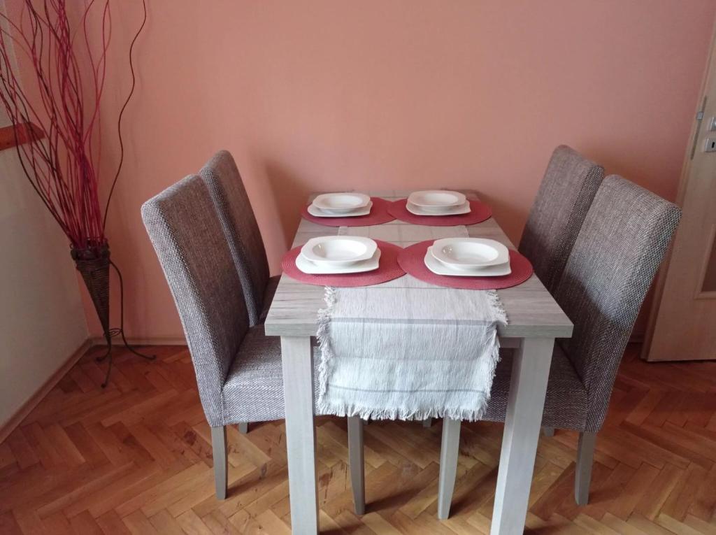 Happy Day Apartman 3300 Eger, Gólya utca 4. fsz. 4. kép - 1