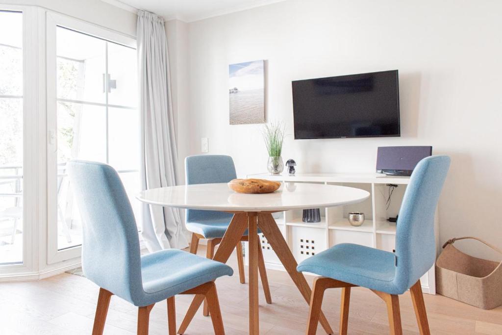 TV a/nebo společenská místnost v ubytování Ferienwohnung 30 Grad