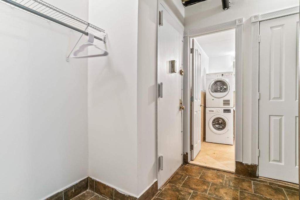 رزرو هتل، آپارتمان 3BD 2 Bath زیبا