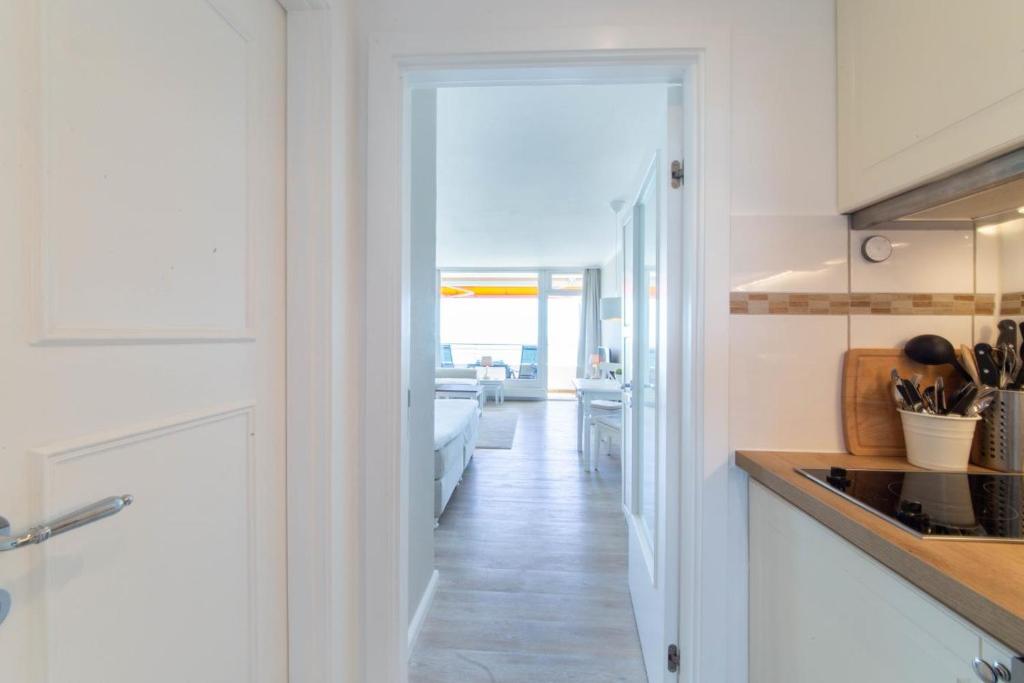 Kuchyň nebo kuchyňský kout v ubytování Ferienwohnung Residenz App 149 - Timmendorfer Strand