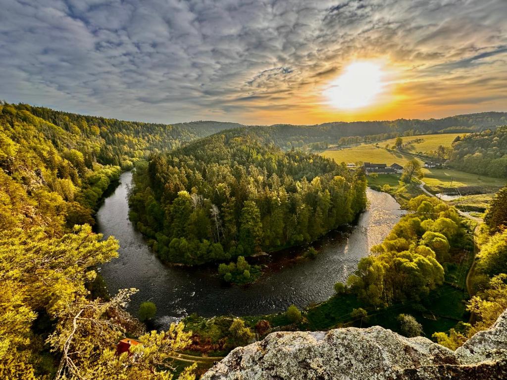 Příroda nedaleko penzionu – hostince