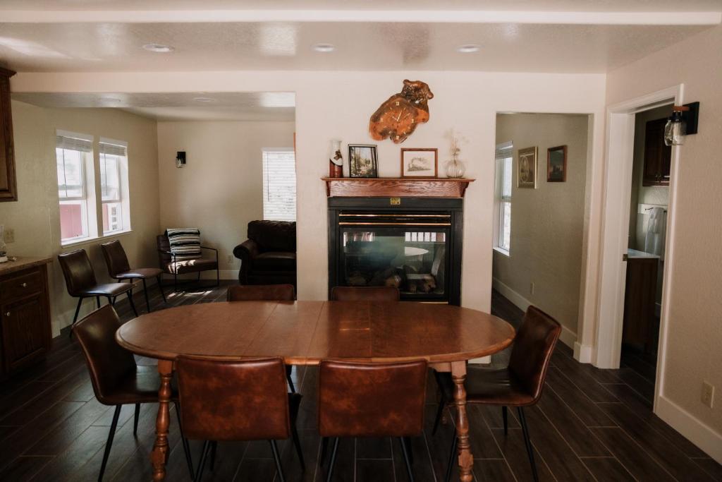 The Long Barn Lodge - Bungalow