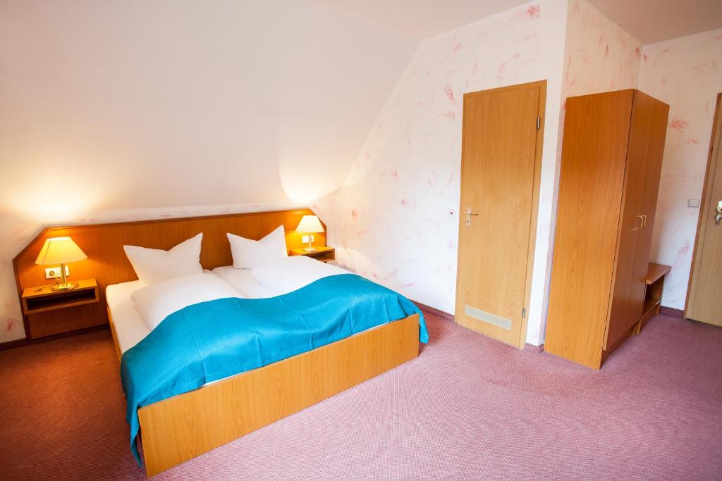 Hotel Alter Wolf - Chambre Quadruple Avec Salle De Bains