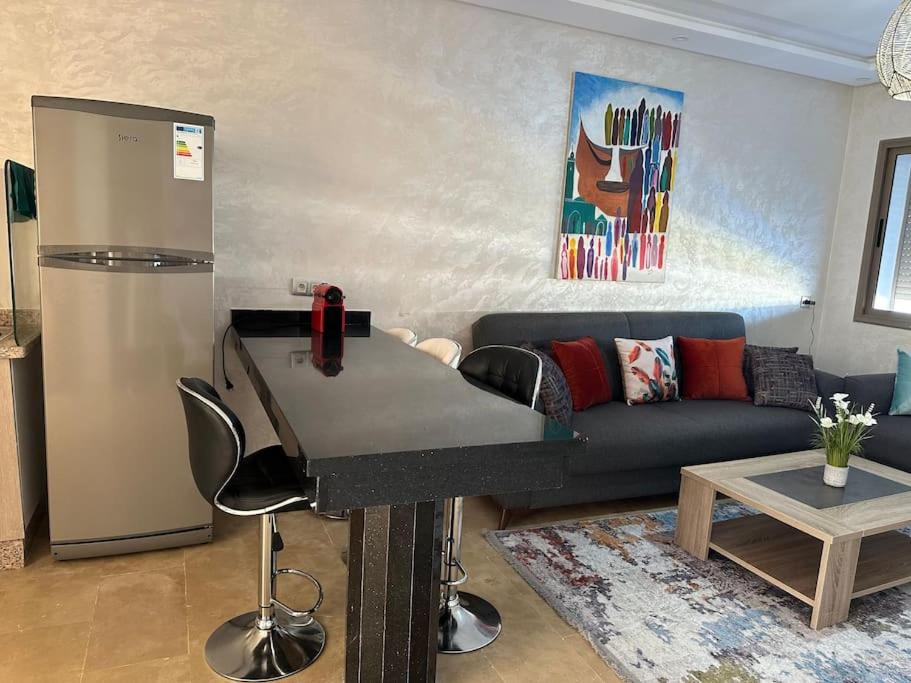 Foto sihtkohas Mansouria asuva majutusasutuse Appartement Élégant avec une belle Vue sur Piscine galeriist