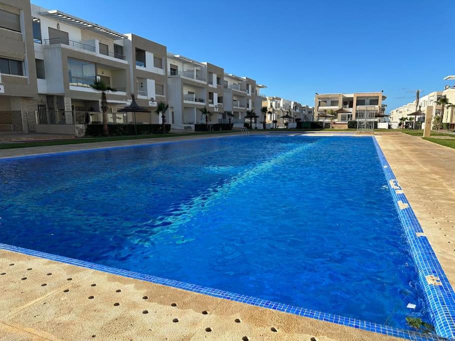 Foto sihtkohas Mansouria asuva majutusasutuse Appartement Élégant avec une belle Vue sur Piscine galeriist