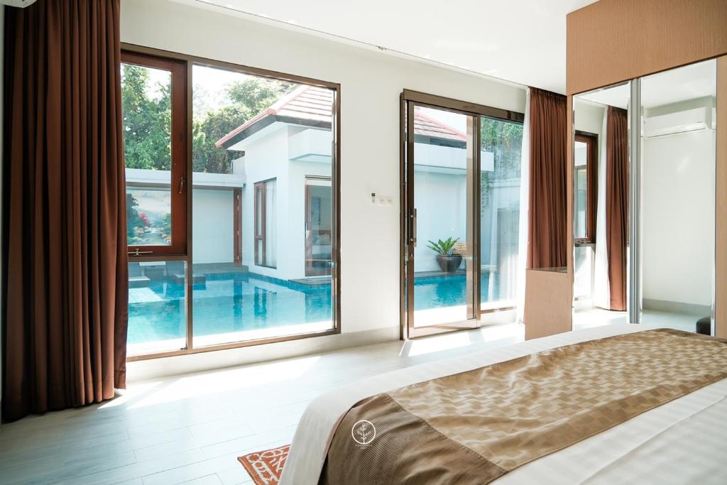 Kencana Villa 7 bedroom with a private pool - Villa Con Piscina Privada