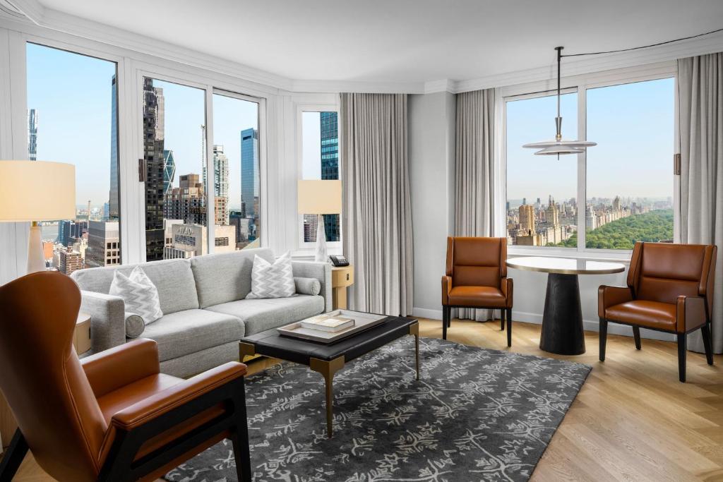 The Luxury Collection Hotel Manhattan Midtown - One-Bedroom Premium King Suite With Sofa Bed And Park View
