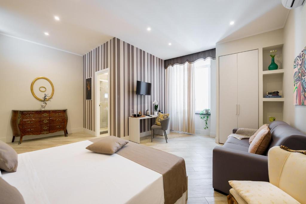 A television and/or entertainment centre at It's Room Naples
