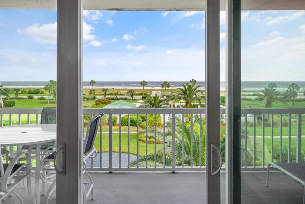 Μπαλκόνι ή βεράντα στο St. Simons Grand 214 - 1400 Ocean Blvd