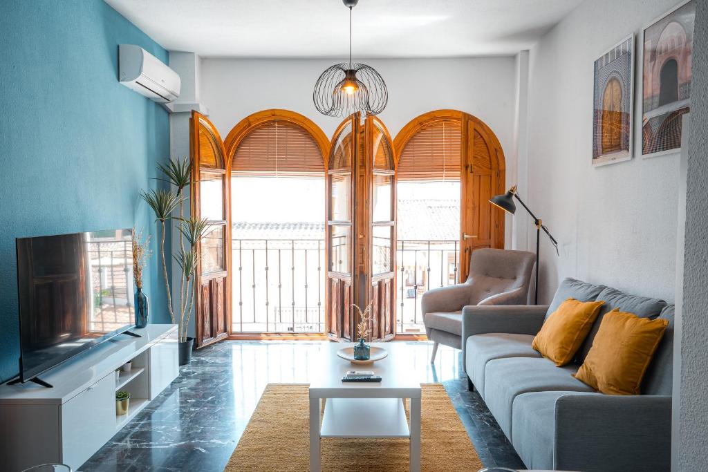 - Apartamento con Parking - QH Plaza San Isidro