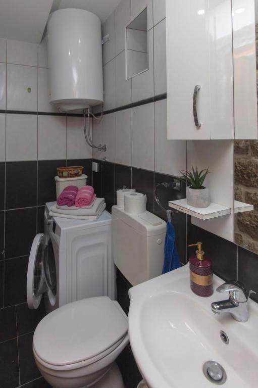 Koupelna v ubytování Studio Apartment Kovacic