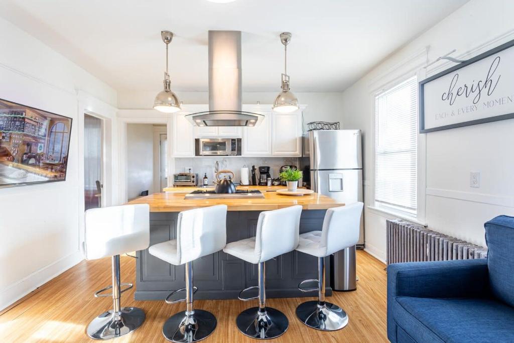 Spacious&Gracious- 5BR Fam-Friendly near I95&Shops - Appartement