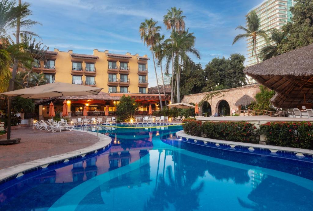 Bazén v ubytování Hacienda Buenaventura Hotel & Mexican Charm - All Inclusive nebo v jeho okolí